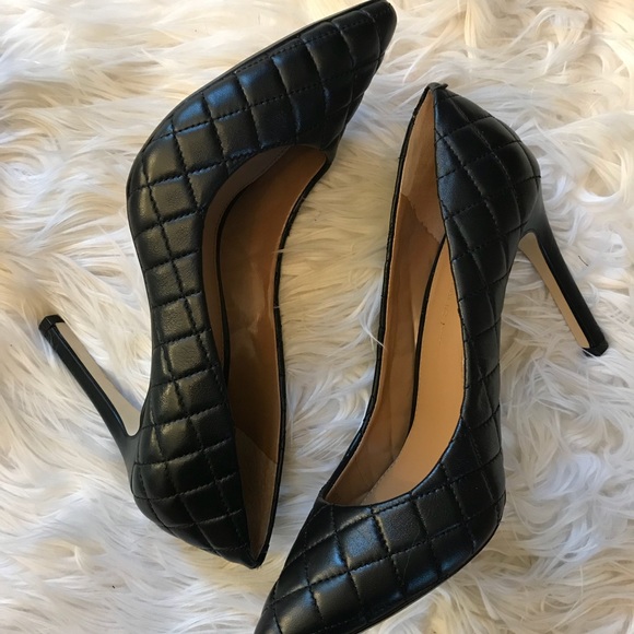 Banana Republic Shoes - Banana Republic Black quilted leather heels 8.5
